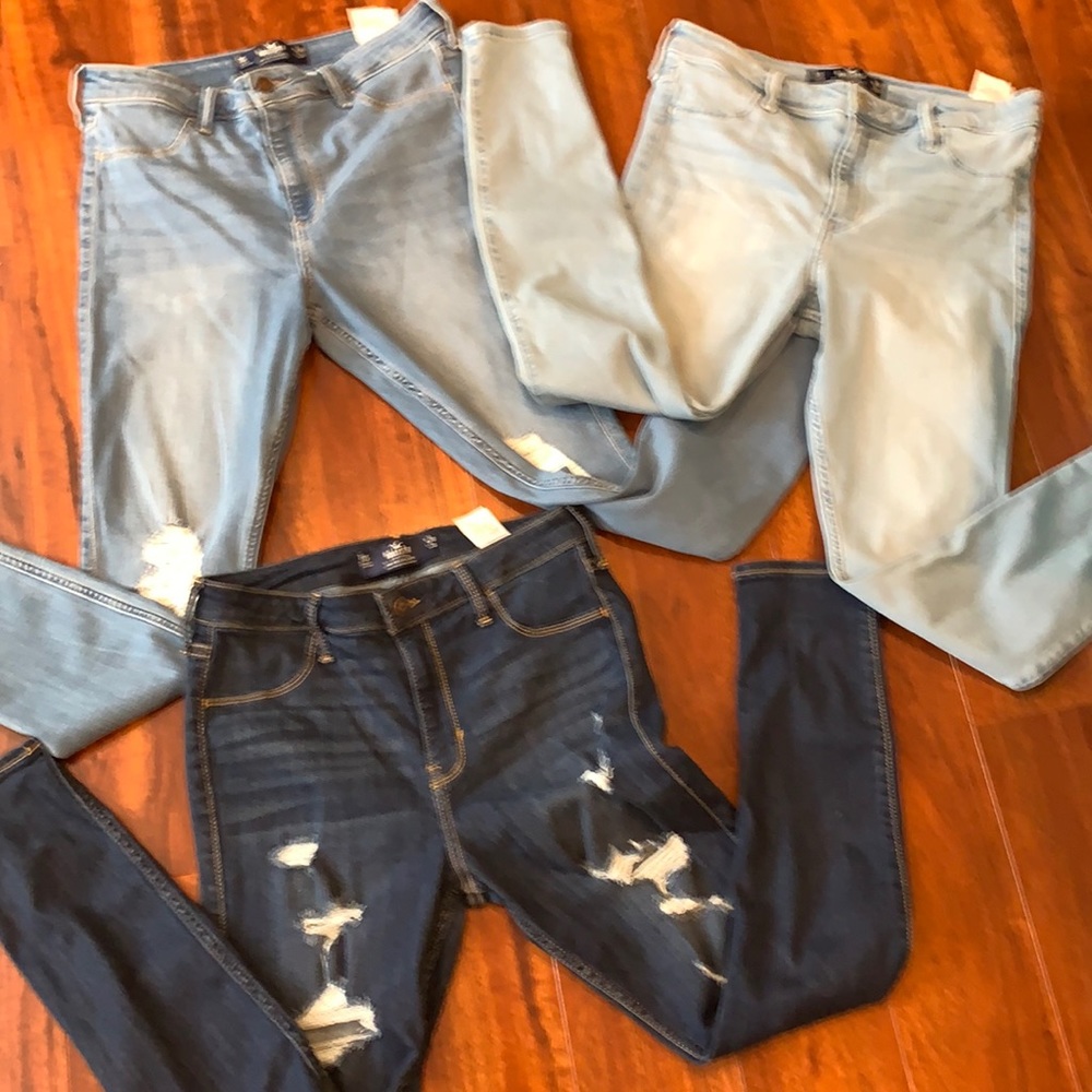Woman’s Hollister jeans